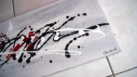 peinture abstraite blanche, rouge et gris