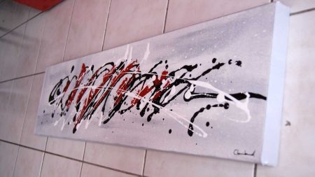 peinture abstraite blanche, rouge et gris
