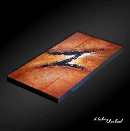 tableau marron sur bois naturel