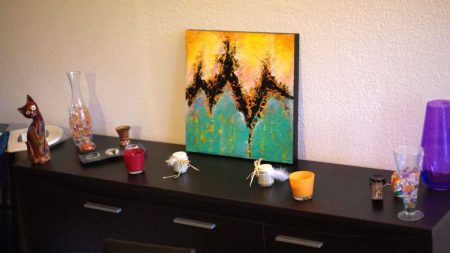tableau-turquoise-jaune-sur-bois