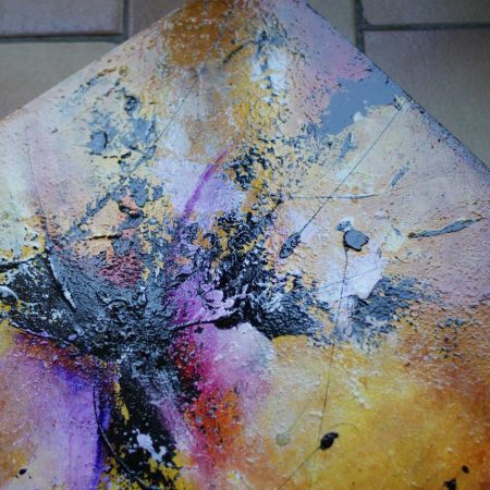 tableau jaune et rouge sur bois en vente
