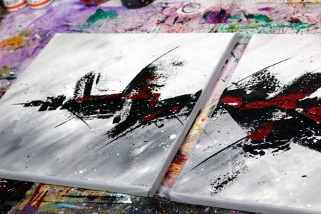 tableau rouge et noir abstrait