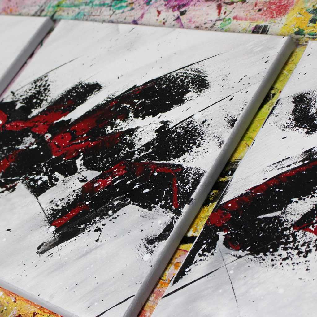 tableau rouge et noir abstrait