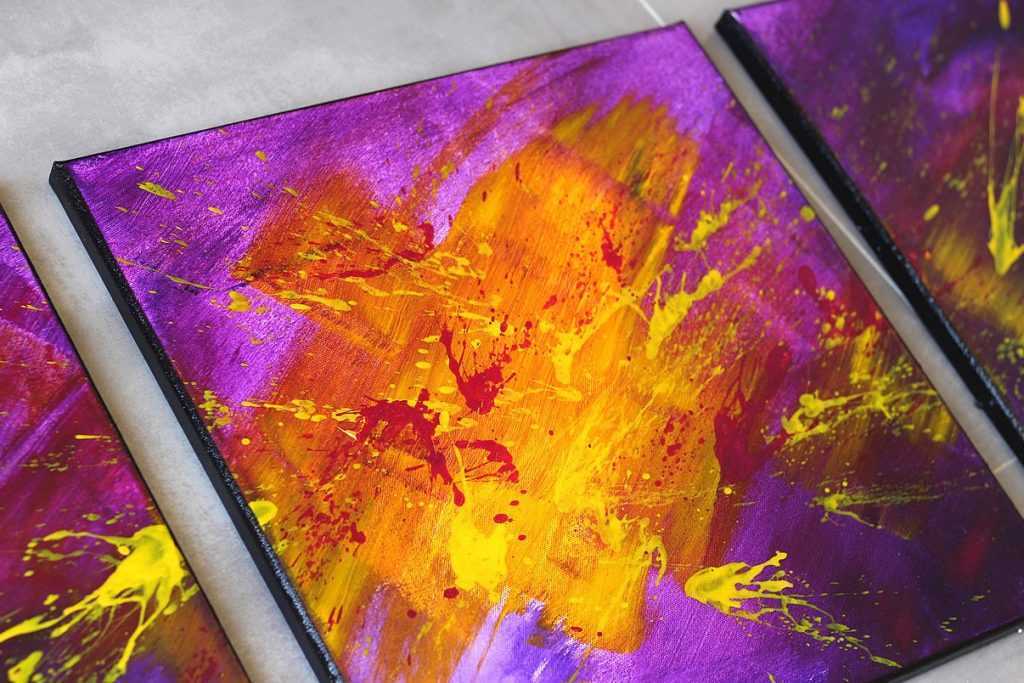 Tableau violet & mauve & jaune